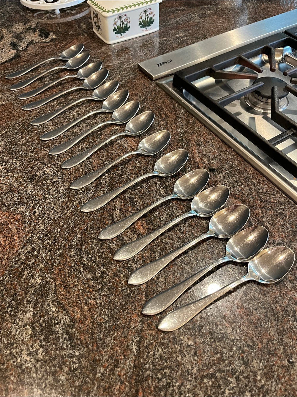 Retroneu Set of 15 Large Spoons